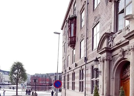 Havnekontoret Hotel 4*