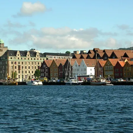 Havnekontoret 4*